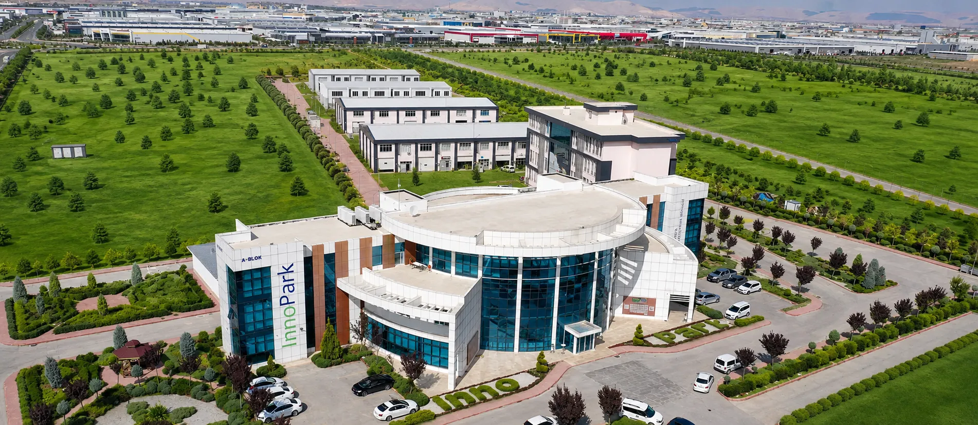 Konya Organize Sanayi Bölgesi içindeki InnoPark yerleşkesinin havadan görünümü